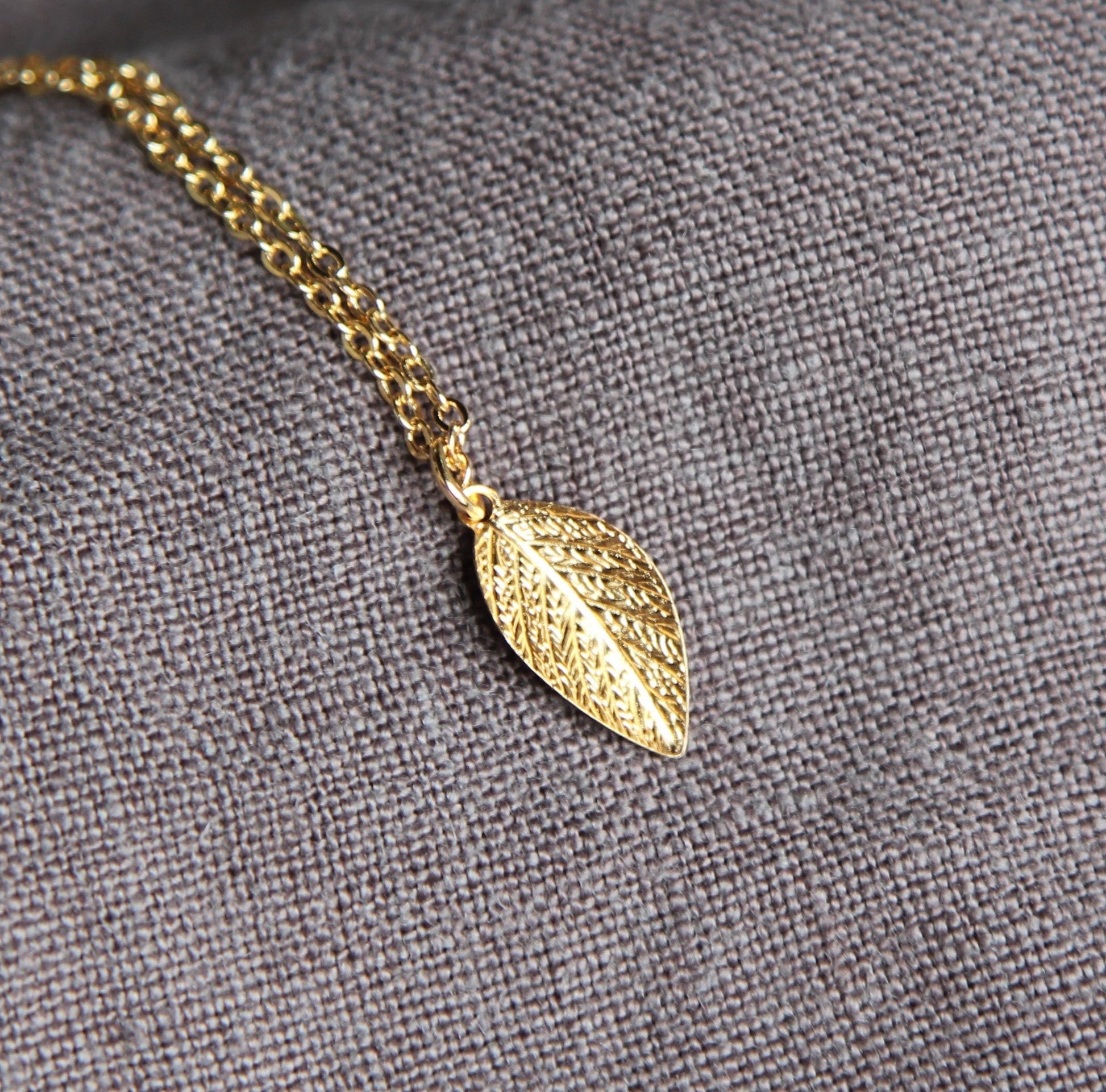 Gold Leaf Necklace in 14kt Gold Fill